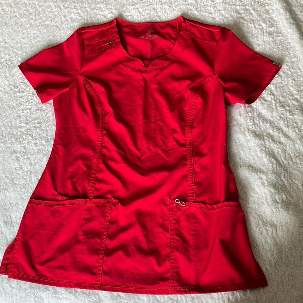 Cherokee Infinity Round Neck Scrub Top